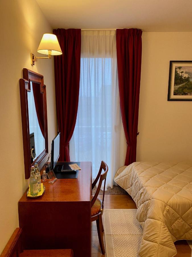 Hotel Fuori